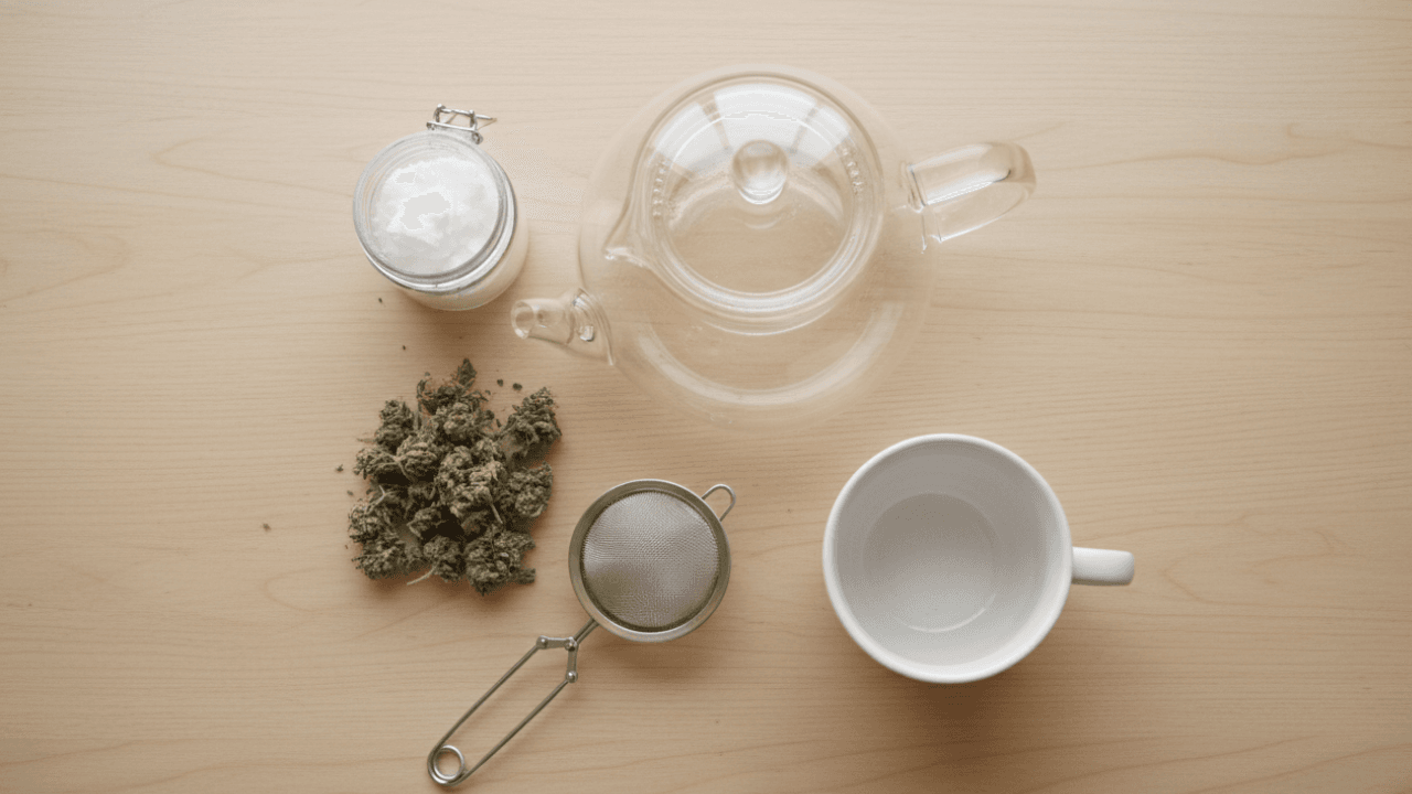 Les ingrédients et le matériel nécessaires pour préparer une tisane au CBD